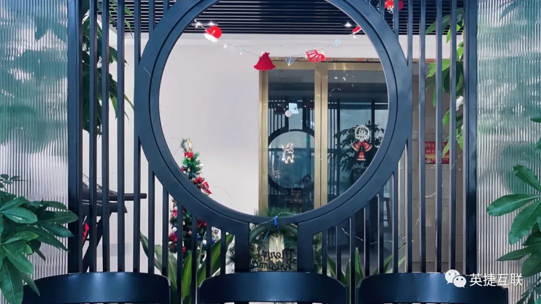 <strong>希望快樂不止圣誕這一天</strong>